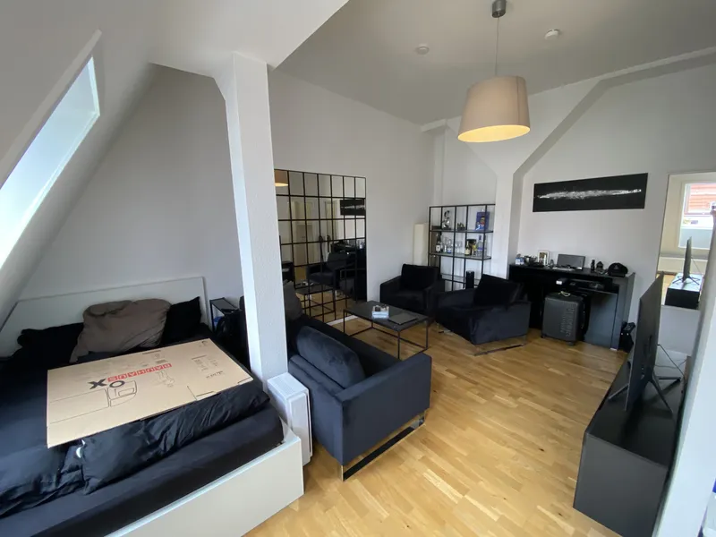 Möblierte 1 Zimmerwohnung mit Terrasse. — photo 1